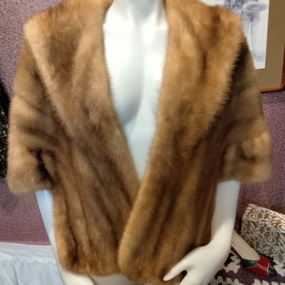 Jackets & Blazers - Vintage Spaulding and Riedel Fur Stole